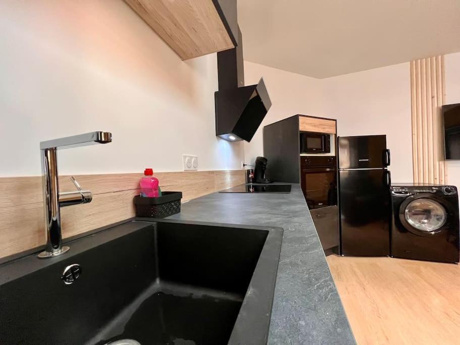 Maison La Feuilleraie N3-Standingmaison-Wifi-Proche Centre Ville-Property Rental Nm Fontenay-le-Comte Esterno foto